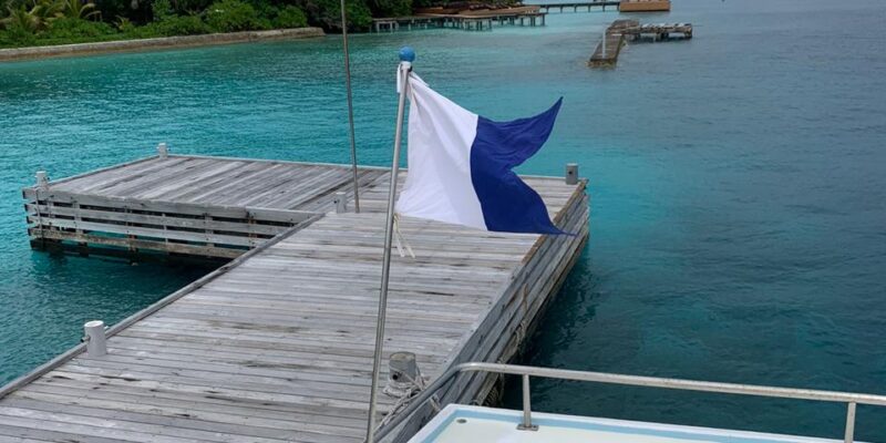 pontile fihalhohi dive resort