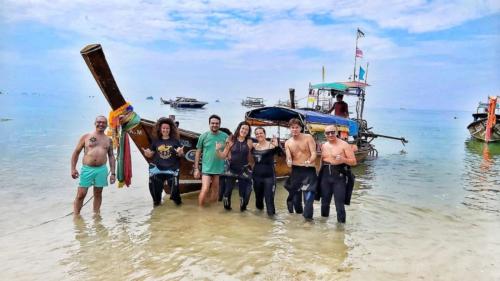 PADI IDC Sawasdee Divers