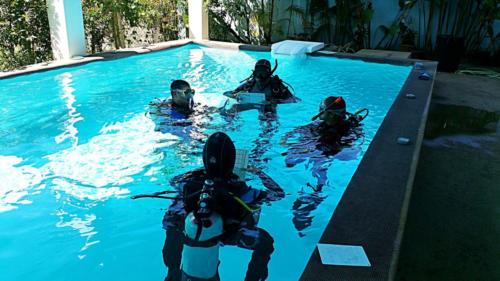 PADI IDC Sawasdee Divers